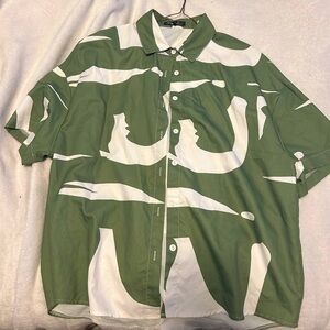 button up / cover up green shirt